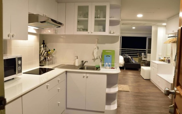 Sandy Beach Condo 15E