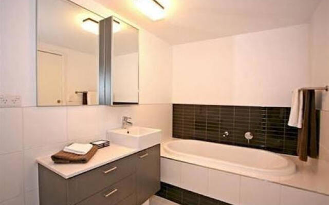 Lorne Chalet Short Stays