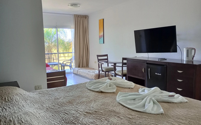 Brisas del Lago Apart & Hotel Federacion