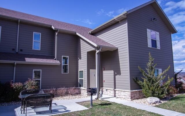 Whole In One 12 Bedroom Condo