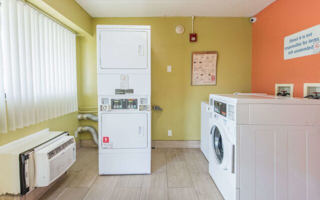 Motel 6 Columbus - Worthington