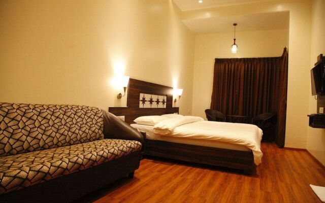 Treebo Trend Popular Hotel