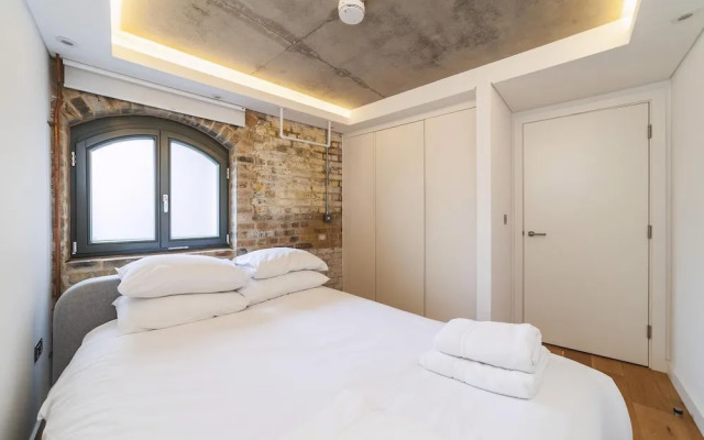 Industrial-chic Flat Near Tower Bridge