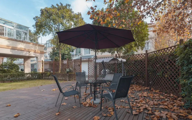Smart House with 3 Suites