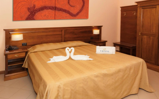 Hotel Tropis