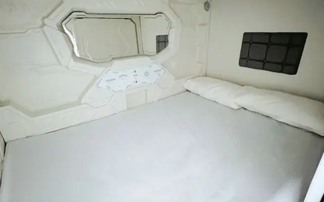 Hostel Space Capsule
