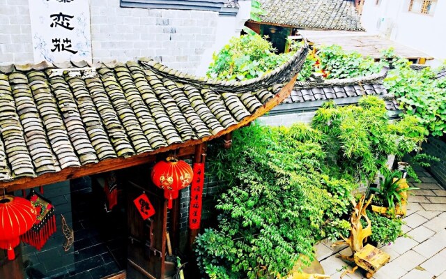 Dielianhua Cowherd Inn Zhangjiajie
