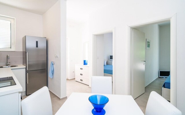 Beautiful Home in Stikovica With Wifi and 2 Bedrooms