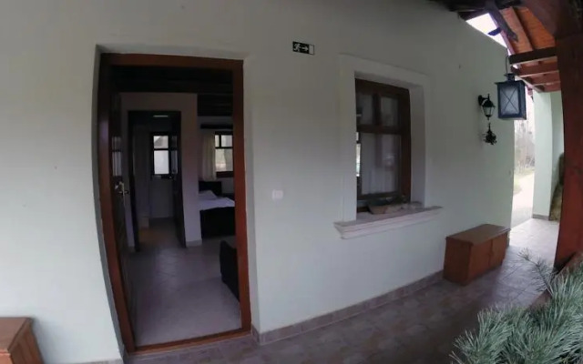 Forrás Vendégház