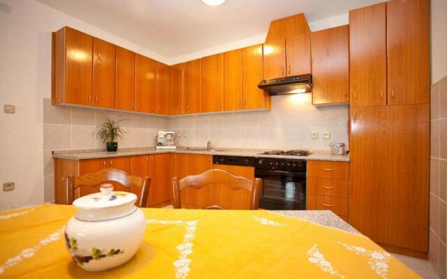 Apartments Fugosic