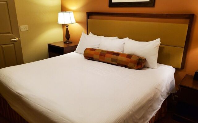 Nashville 2BD Lockoff