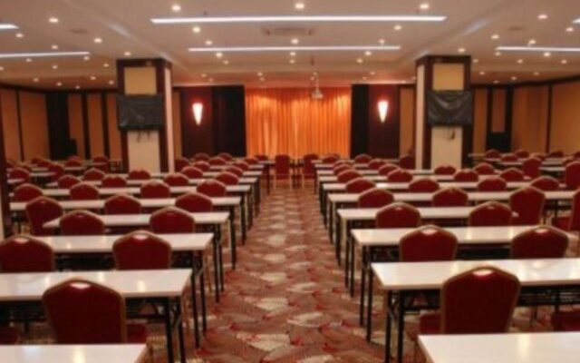 Mayfair Hotel