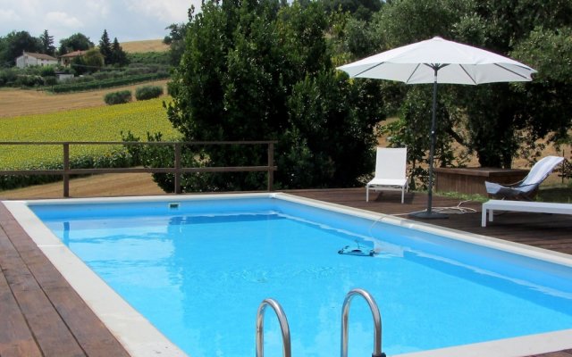 Holidays House and Spa on the Marche Region Hills. Privacy and Relax