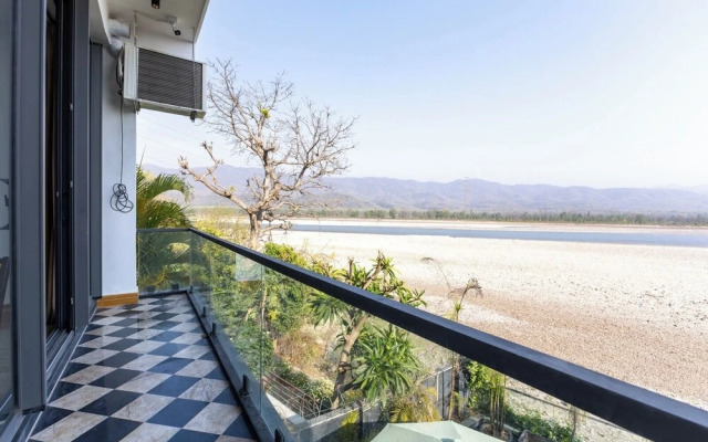 Heartland Ganga View Villa Jacuzzi &lift
