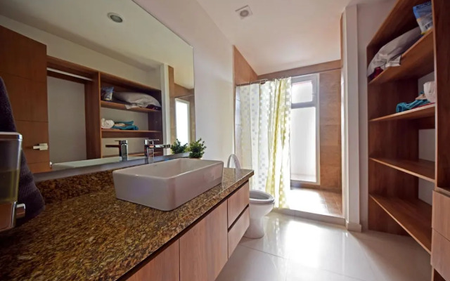 Zoho Skies T1 107 1BR by Casago