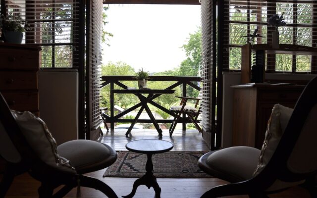 Crane's Nest Guest House at 212
