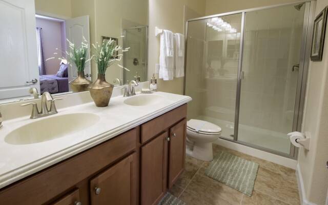 Sunrise Station by VillaDirect