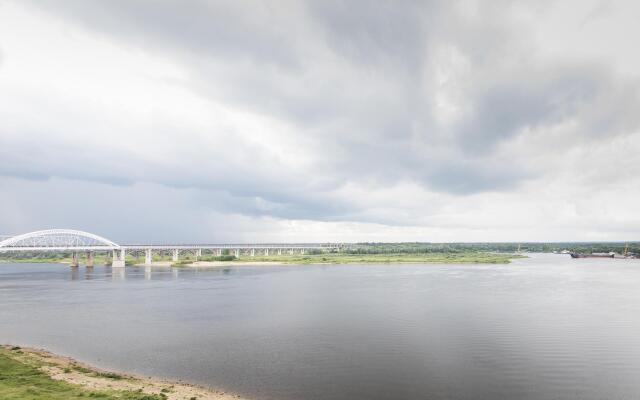 HomeHotel (ХоумХотел) на набережной Волжская 8/1