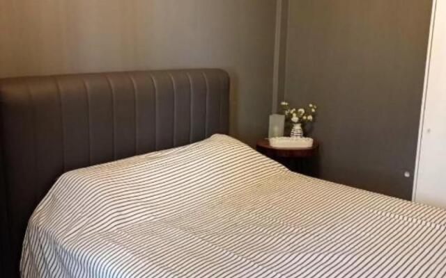 Azad Homes Nadia Cukurcuma