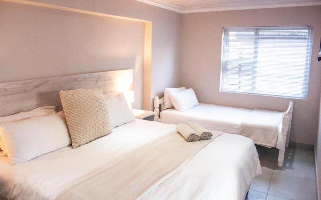 Kelzane Self-Catering
