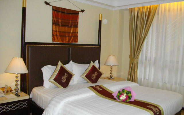 Lux Riverside Hotel & Apartment
