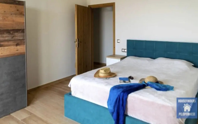 Lovely 3-bed Villa. Private Pool in Agios Nikolaos