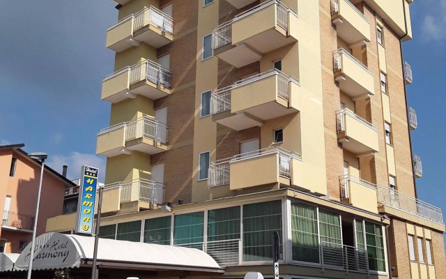 Hotel Harmony