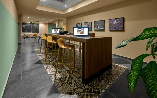 City Express Suites by Marriott Cabo San Lucas