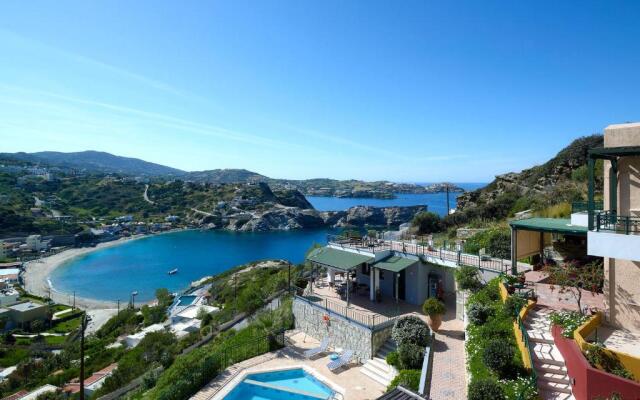 Erivolos Studios & Apartments