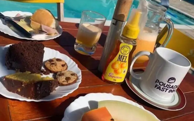Pousada Fast Inn