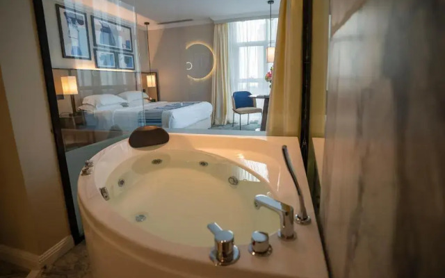 Prime Al Corniche Hotel