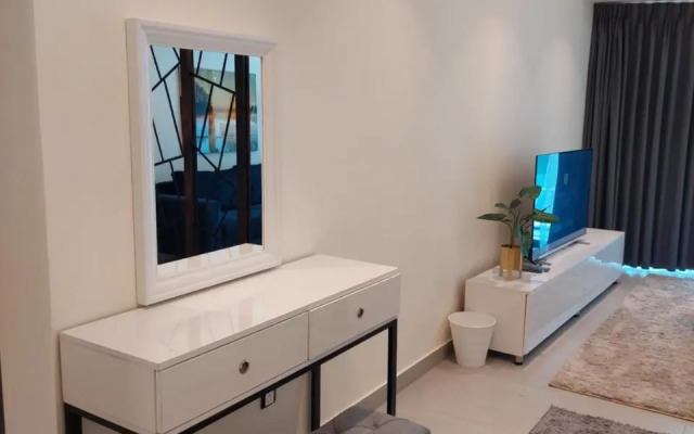 Luxury Studio - Damac Tower Amman