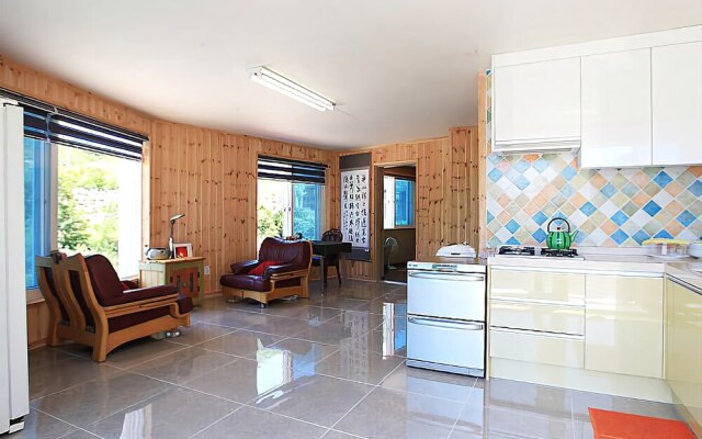 Gapyeong Heights 500 Pension & Campground