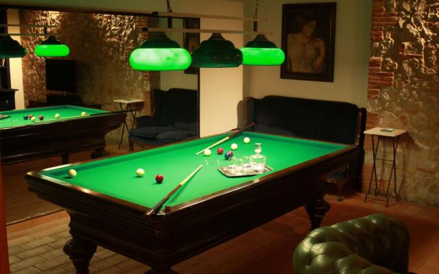 Lovely Villa With Pool in Splendid Panoramic Location-villa Roberta