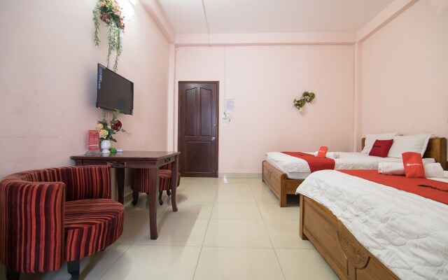 Reddoorz Plus Near Aeon Mall Tan Phu 2