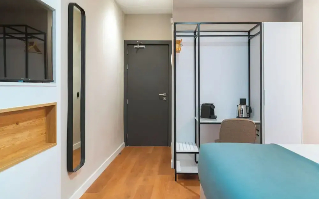 Limehome Benidorm Calle Major