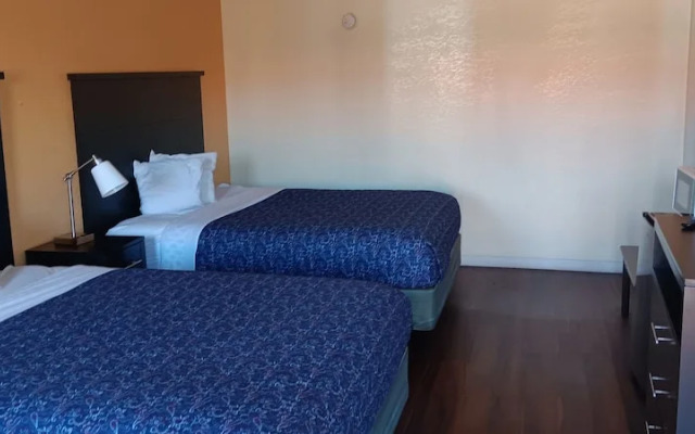 Sunrise Inn & Suites