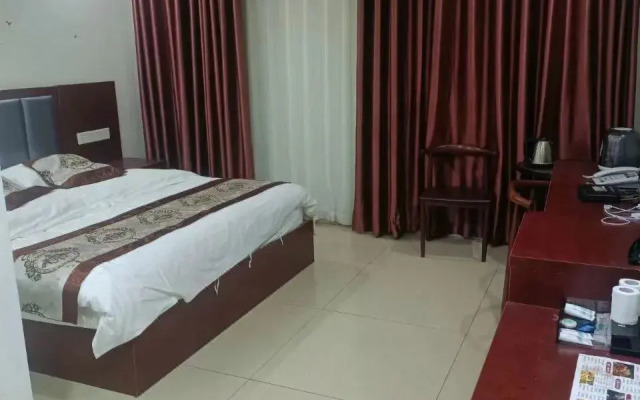 Yipin Holiday Hostel