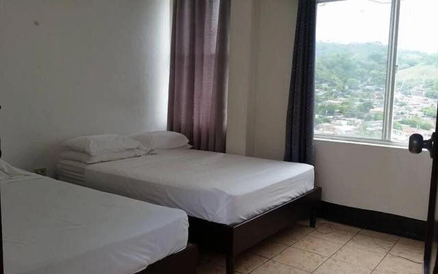 Hotel Sobalvarro