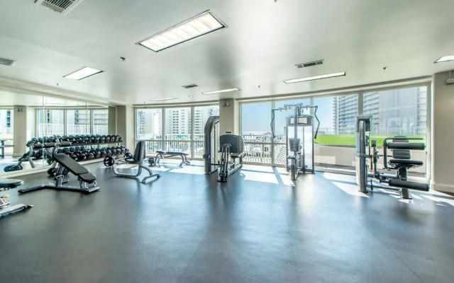 Laketown Wharf 1326