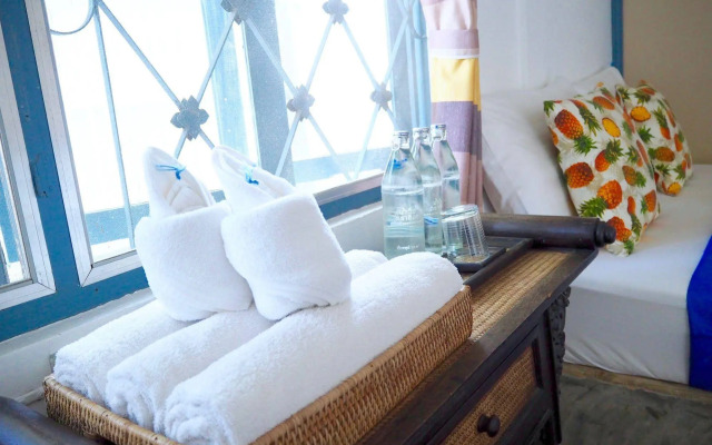 Stay With Me Guesthouse