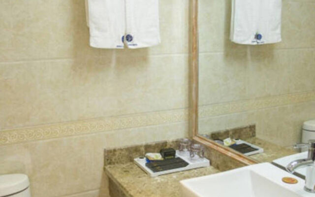 Zezhou Hotel