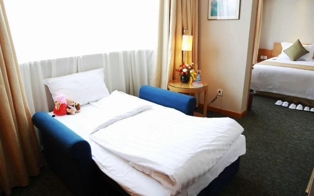 Jinglun Hotel