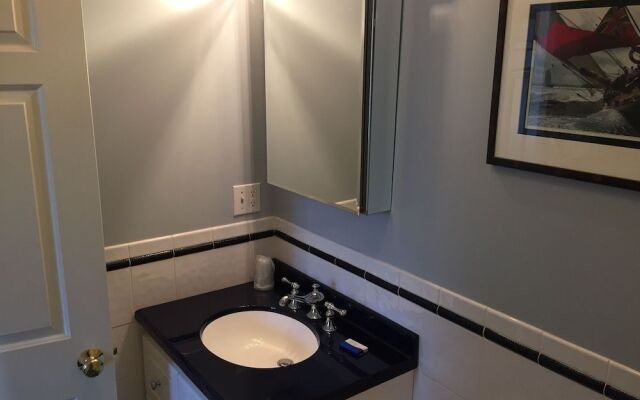 The Winthrop Arms Hotel And Restaurant