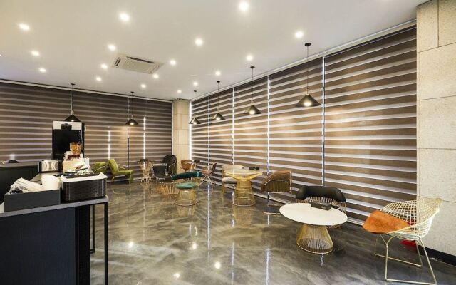 Osan Hotel D Benikea