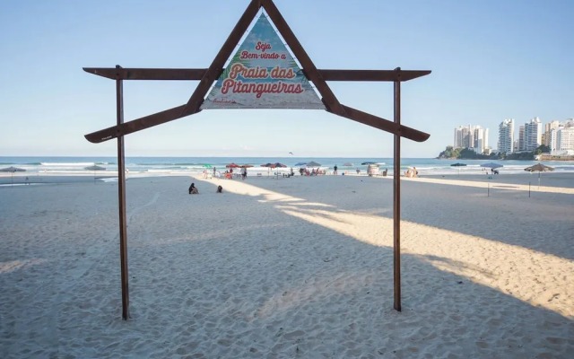 Apto pet Friendly c Churrasqueira a 100m da Praia