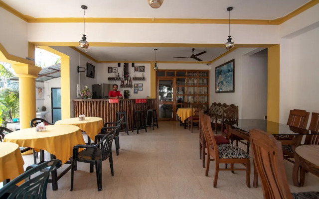 OYO 27909 Coco Garden Bar & Restaurant