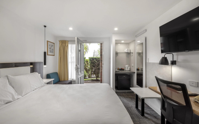 Best Western Plus Buckingham International