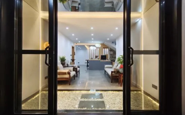Lushan Qierbushe Hostel