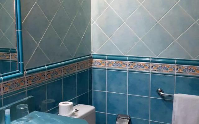 Paradise Court Aparthotel
